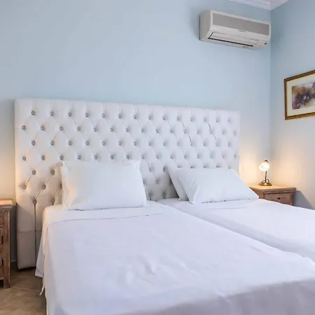 Villa Tramonto Minies *